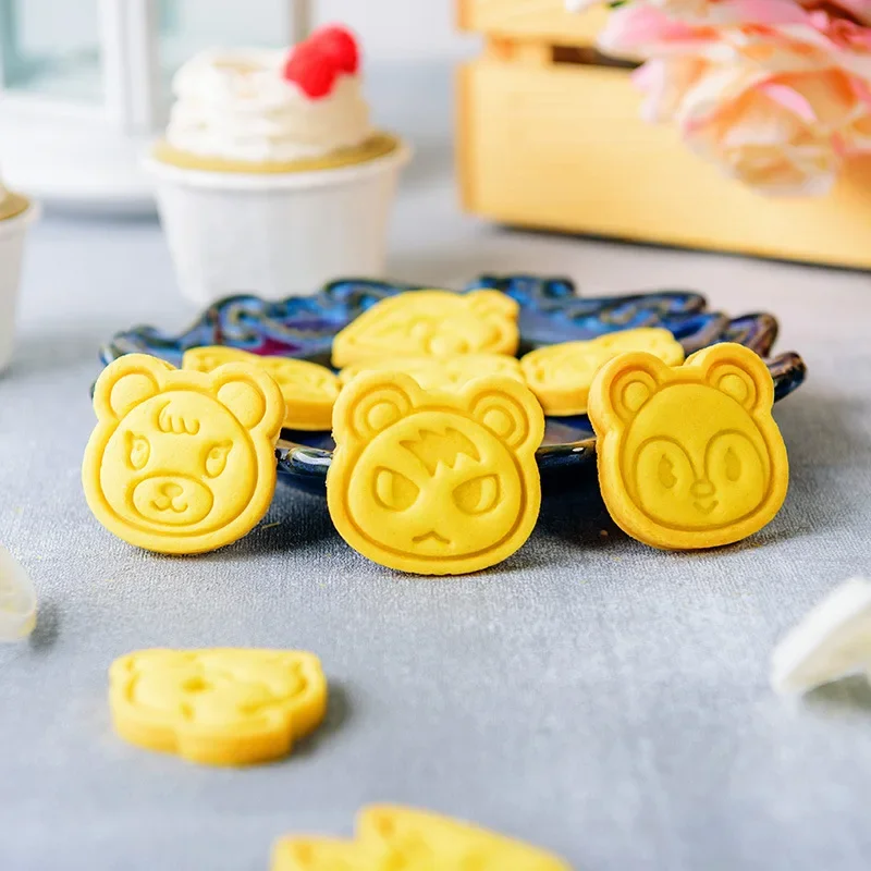 قالب تقطيع الكعك والبسكويت على - مراجعة Kitchen Baking Tools وسعره