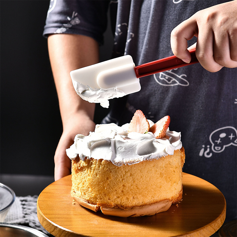 1/2 قطعة مكشطة زبدة السيليكون  - مراجعة Kitchen Baking Torch وسعره